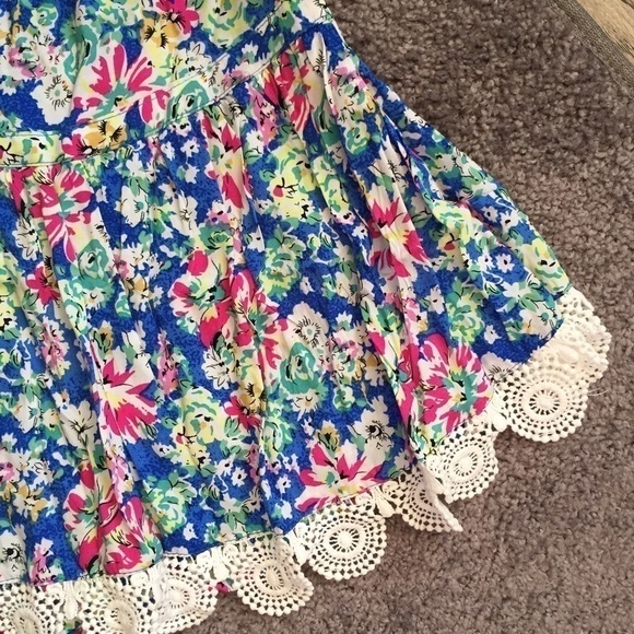 LF Paper Heart Floral Skort W/ Crochet Hem Sz 8 Blue - Picture 4 of 9